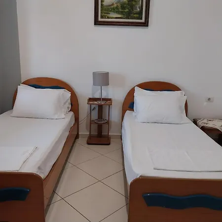 Guest House Villa * Sarandë